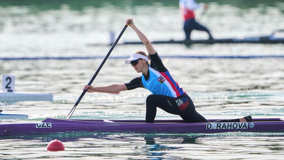 Kanoistka Řáhová postoupila na MS do finále pětistovky